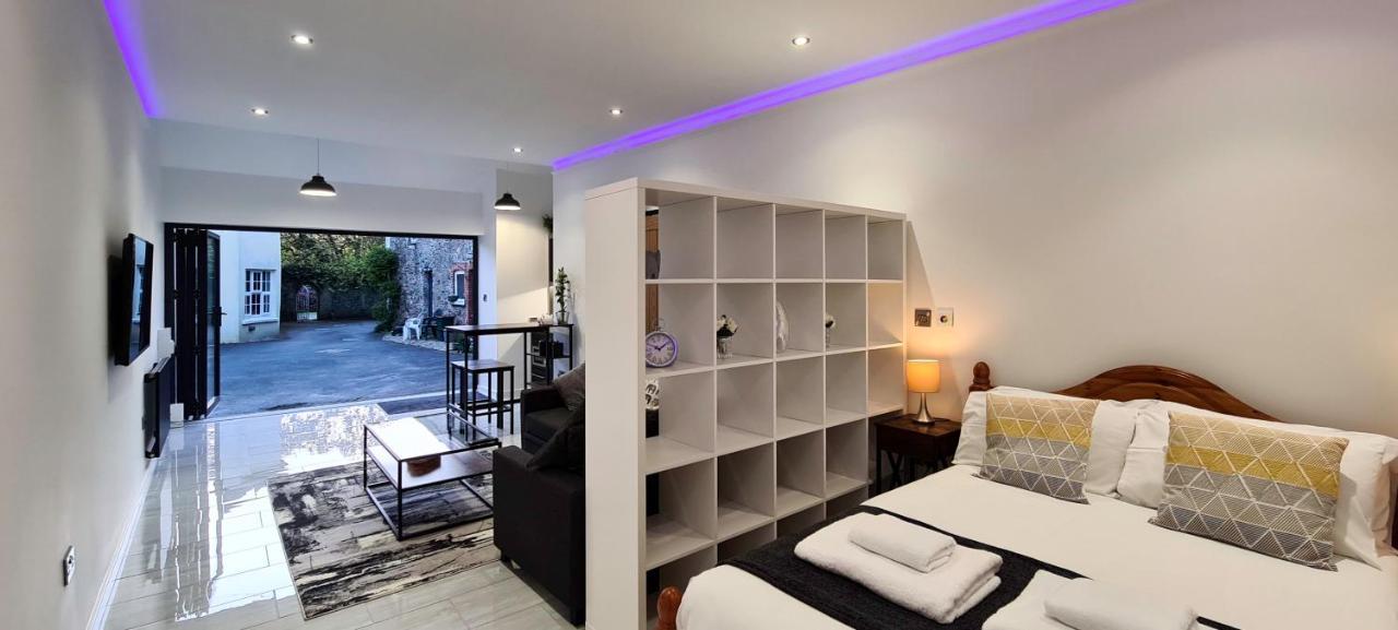 The Studio, Luxury Modern Apartment In The South Hams, Stunning Walks On The Doorstep, A 20 Minute Drive To The Beautiful Sandy Beaches, Quiet Courtyard Setting, Shops, Bars And Restaurants A Short Walk Away! Ivybridge Exteriér fotografie